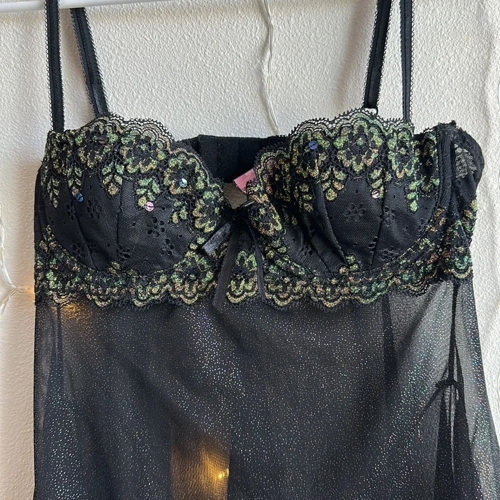 Vintage Victoria’s Secret Slip 🖤✨​​​​​​ - Picture 2 of 6